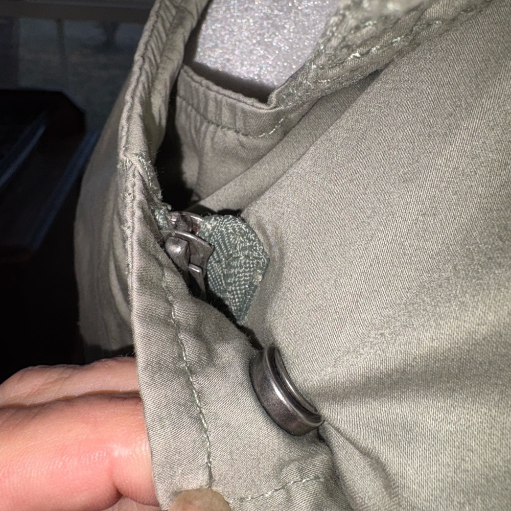 LOFT SIZE MEDIUM SAGE GREEN JACKET WITH MANY CUTE EXTRAS SEE PICS EUC - Picture 5 of 8